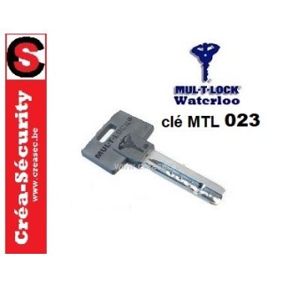 clé Mul-T-Lock 023